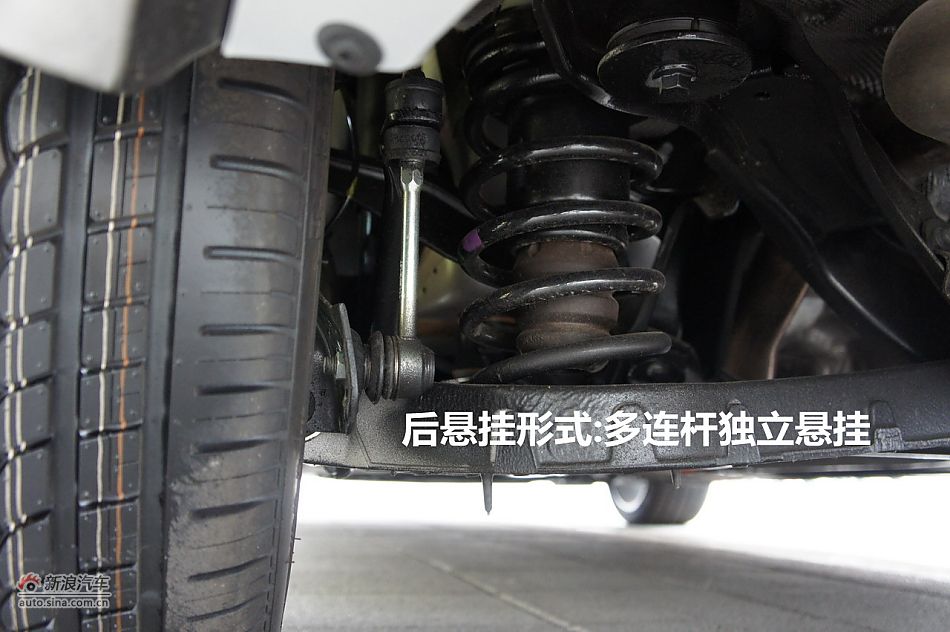 新浪汽车图解2012款沃尔沃S60