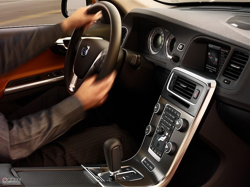 沃尔沃S60资料图-内饰