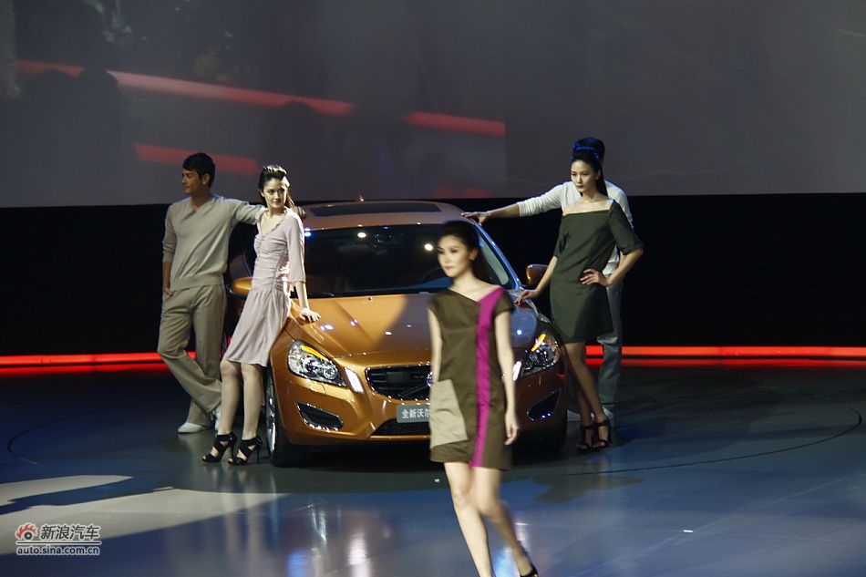 沃尔沃S60 Jil Sander时装秀