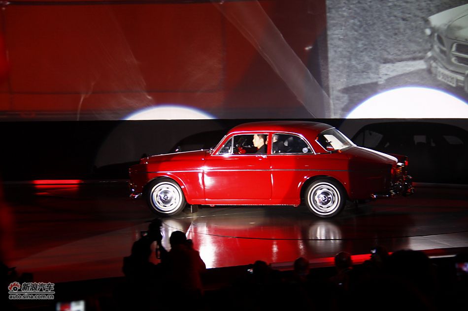 沃尔沃S60上市现场图