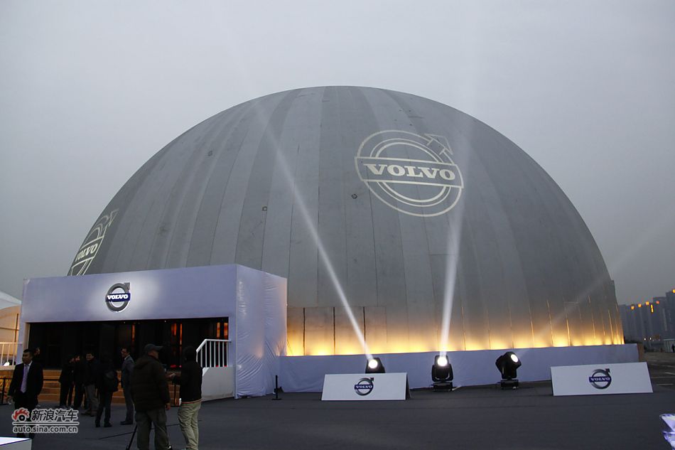 沃尔沃S60上市现场图