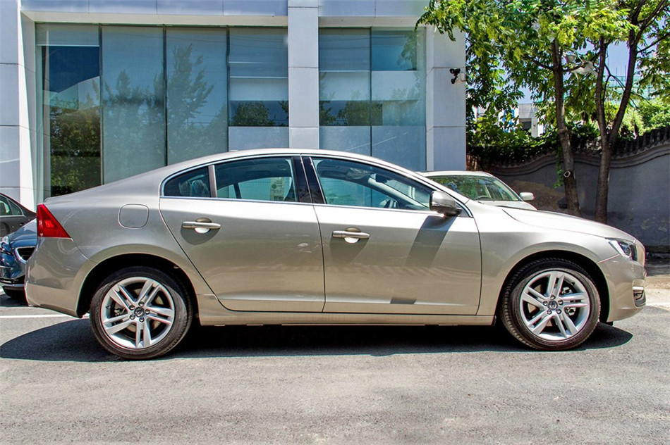 沃尔沃S60 2.0T T5 智雅版 外观