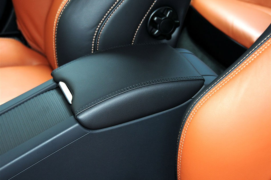 沃尔沃S60 2.0T T5 智雅版 空间