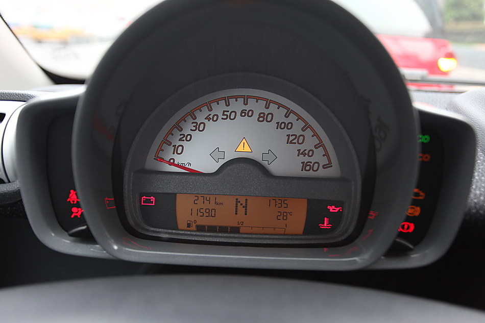 Smart fortwo内饰图片