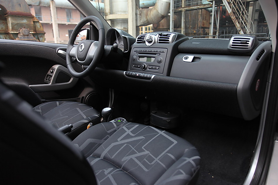 Smart fortwo内饰图片