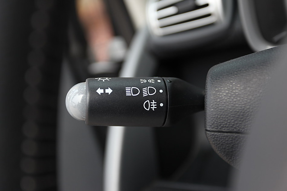 Smart fortwo内饰图片