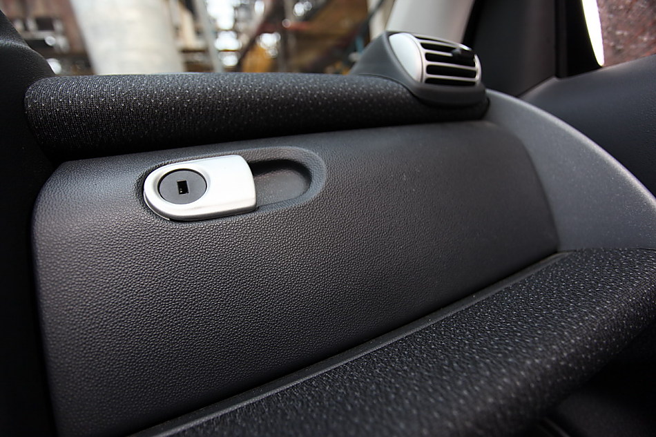 Smart fortwo内饰图片