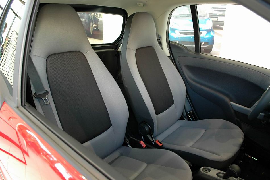 Smart fortwo内饰实拍图片