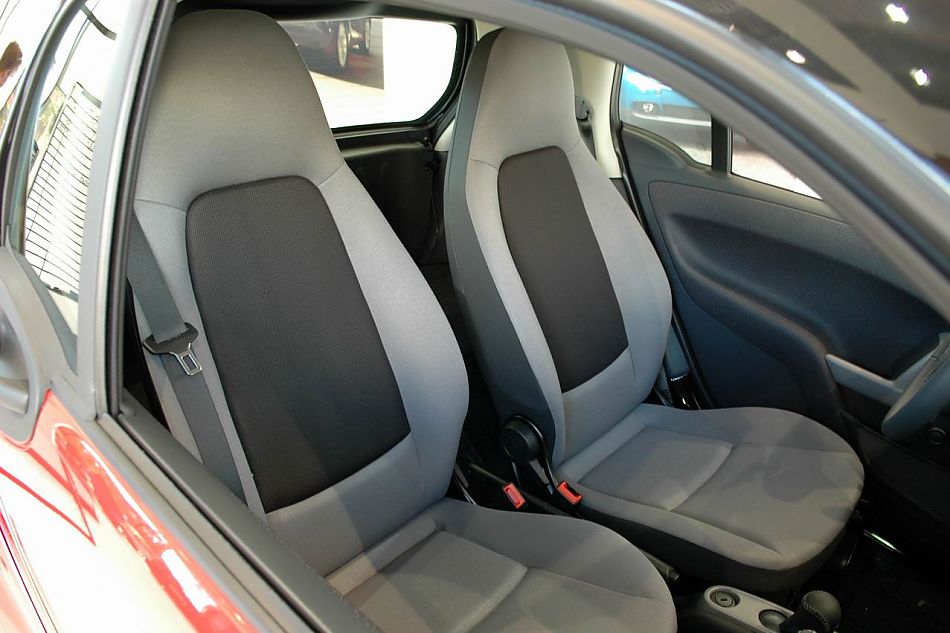 Smart fortwo内饰实拍图片