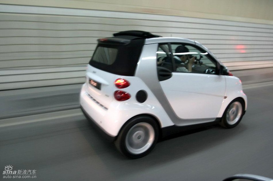 smart fortwo行驶动态