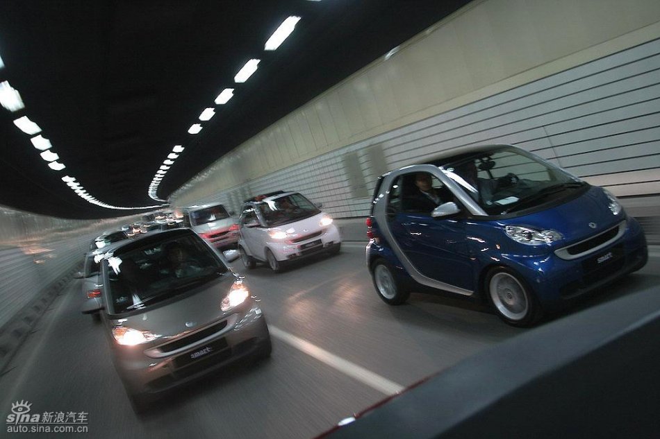 smart fortwo行驶动态