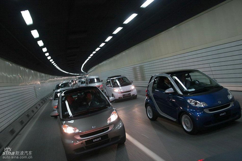 smart fortwo行驶动态