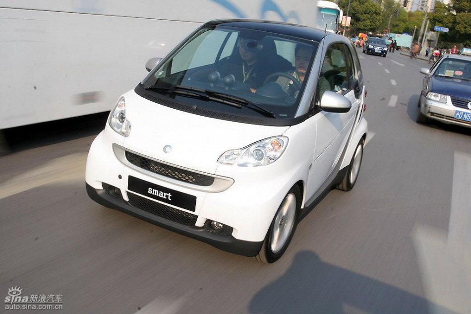 smart fortwo行驶动态