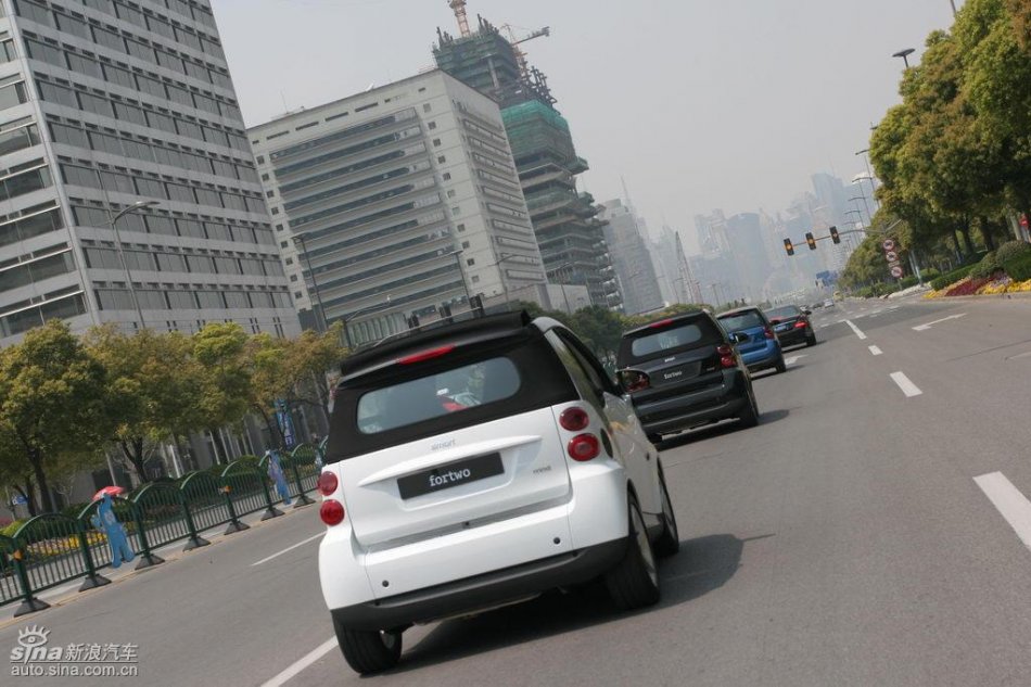 smart fortwo行驶动态