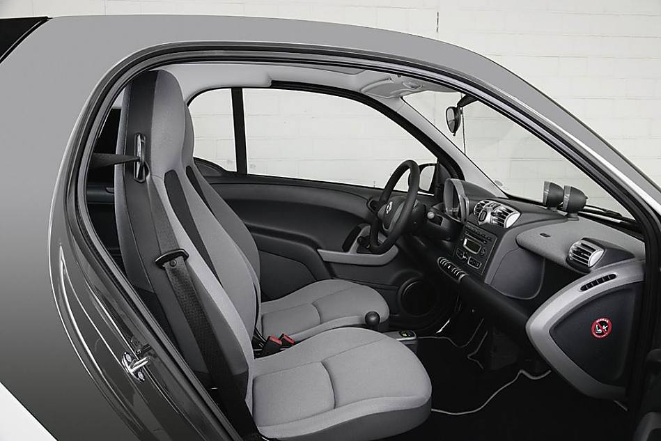 Smart fortwo内饰图片