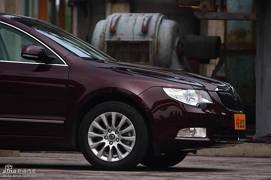 斯柯达Superb昊锐实拍图外观