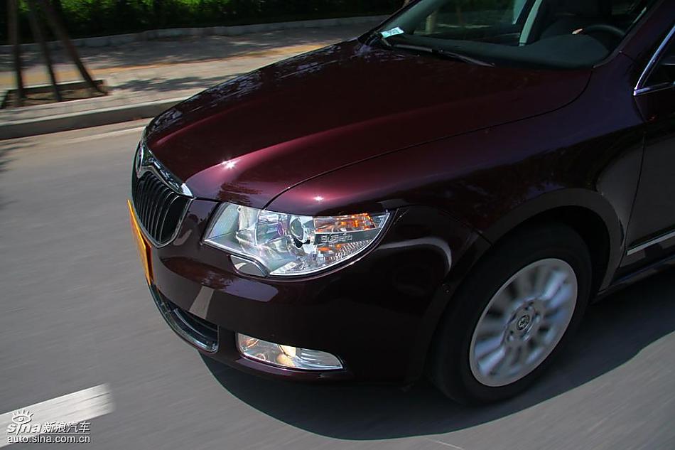 斯柯达Superb昊锐实拍图外观