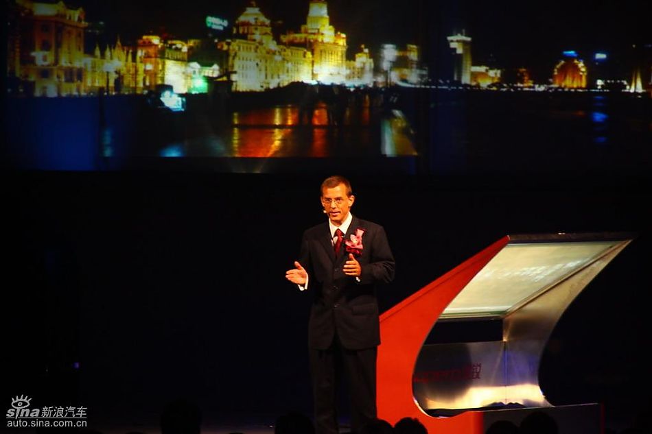 上海大众汽车有限公司斯柯达事业部执行总监施瑞德致辞