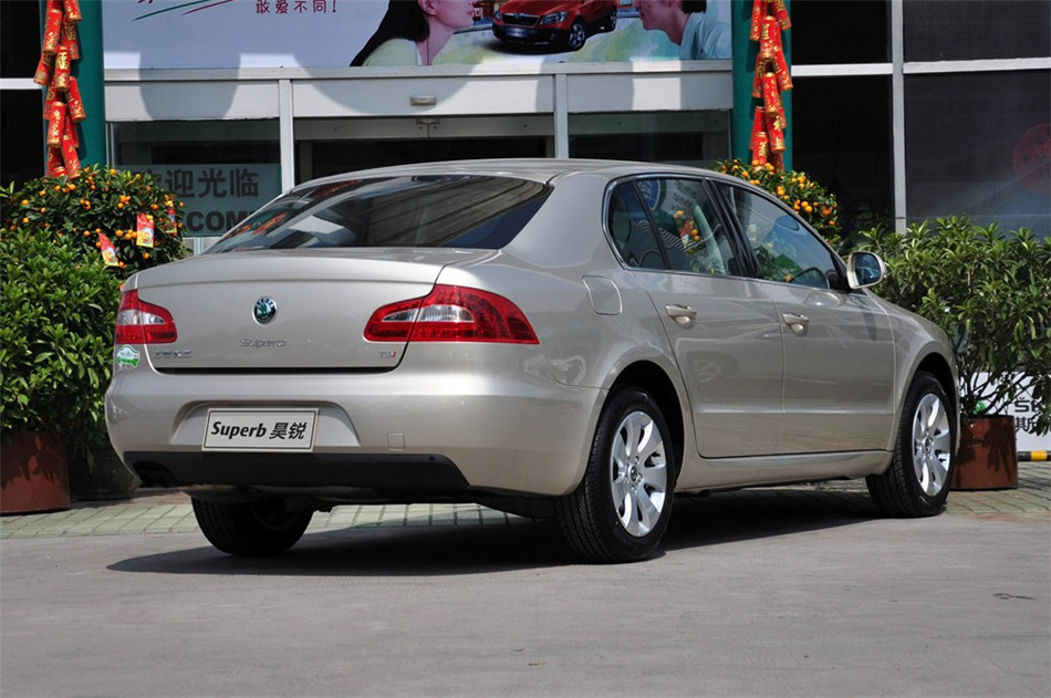 2012款 1.4TSI DSG 智雅版 外观