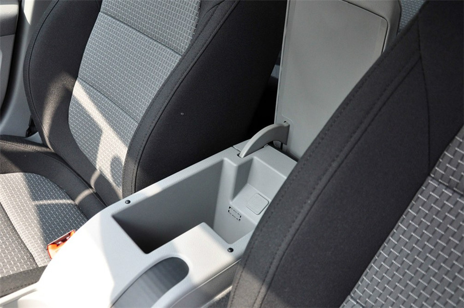 2012款 1.4TSI DSG 智雅版 内饰