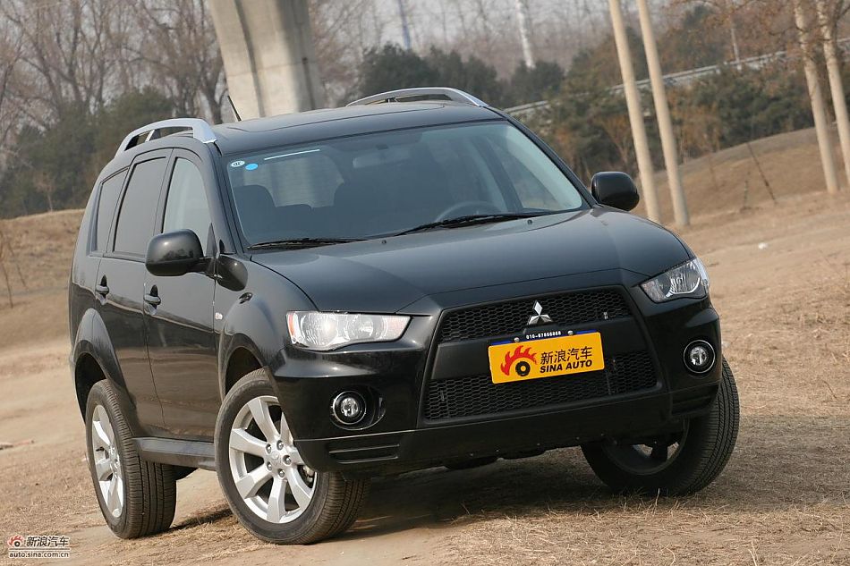 三菱欧蓝德EX劲界2.0运动版外观及细节