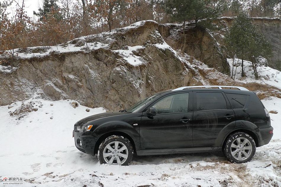 三菱欧蓝德EX劲界2.0运动版外观及细节