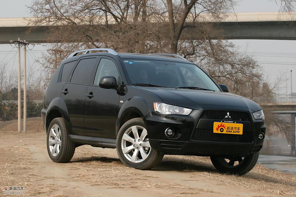 三菱欧蓝德EX劲界2.0运动版外观及细节