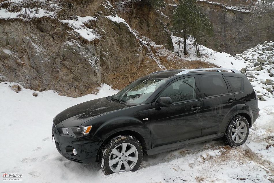三菱欧蓝德EX劲界2.0运动版外观及细节