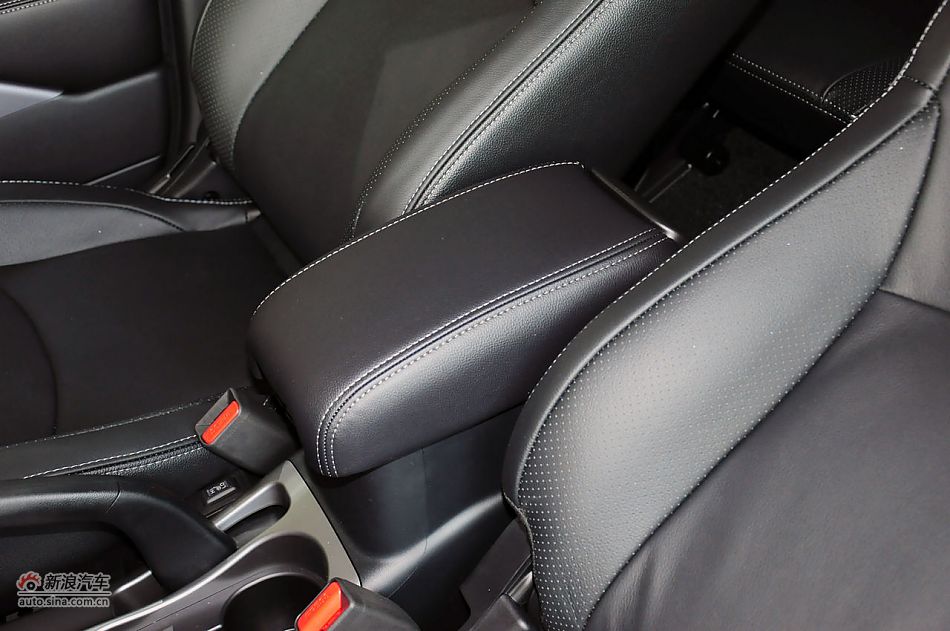 2012款欧蓝德EX劲界实拍