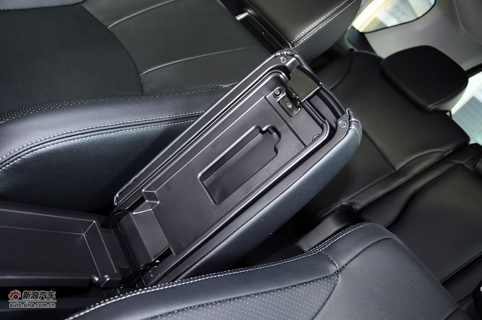 2012款欧蓝德EX劲界实拍