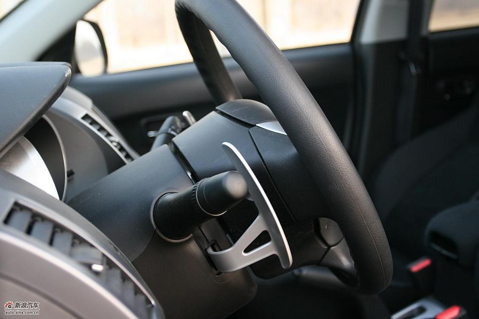 三菱欧蓝德EX劲界2.0运动版内饰及细节