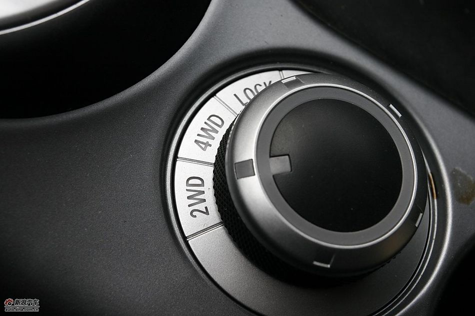 三菱欧蓝德EX劲界2.0运动版内饰及细节