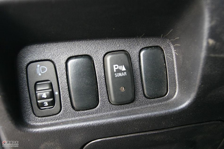 三菱欧蓝德EX劲界2.0运动版内饰及细节