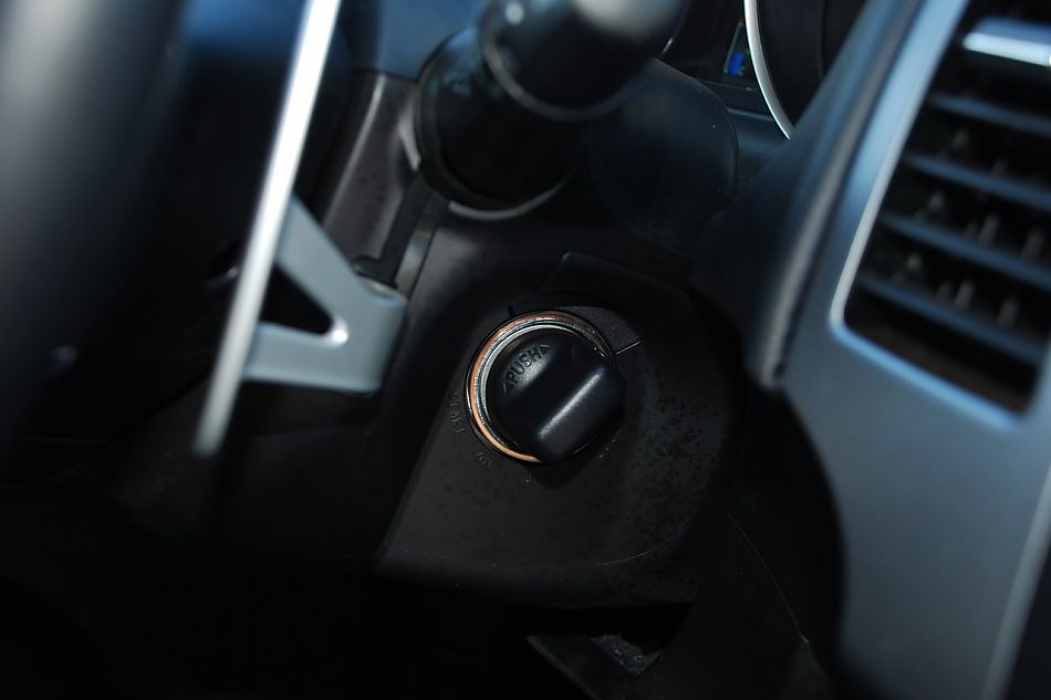 2010款欧蓝德EX3.0精英GT版内饰实拍