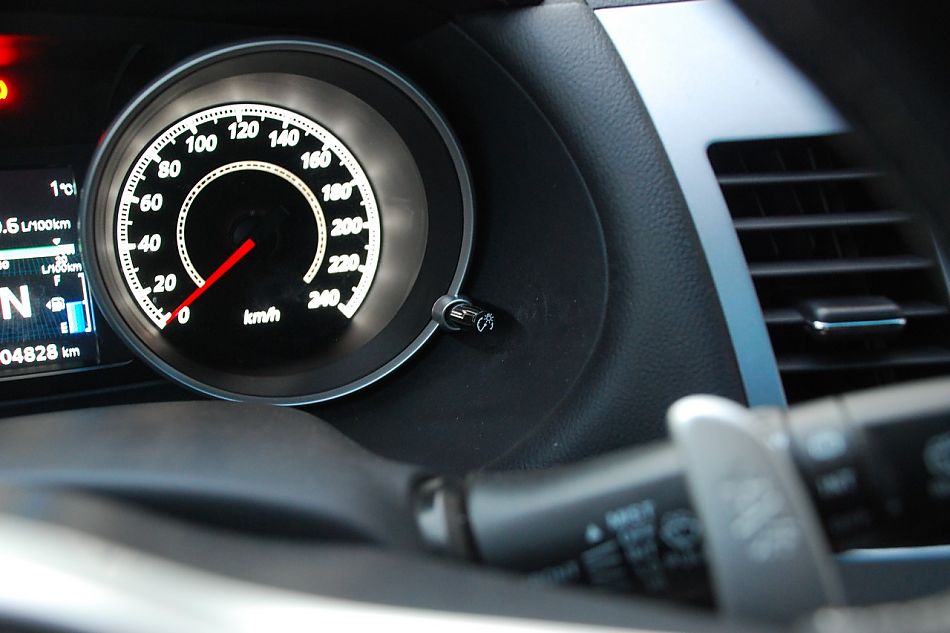 2010款欧蓝德EX3.0精英GT版内饰实拍