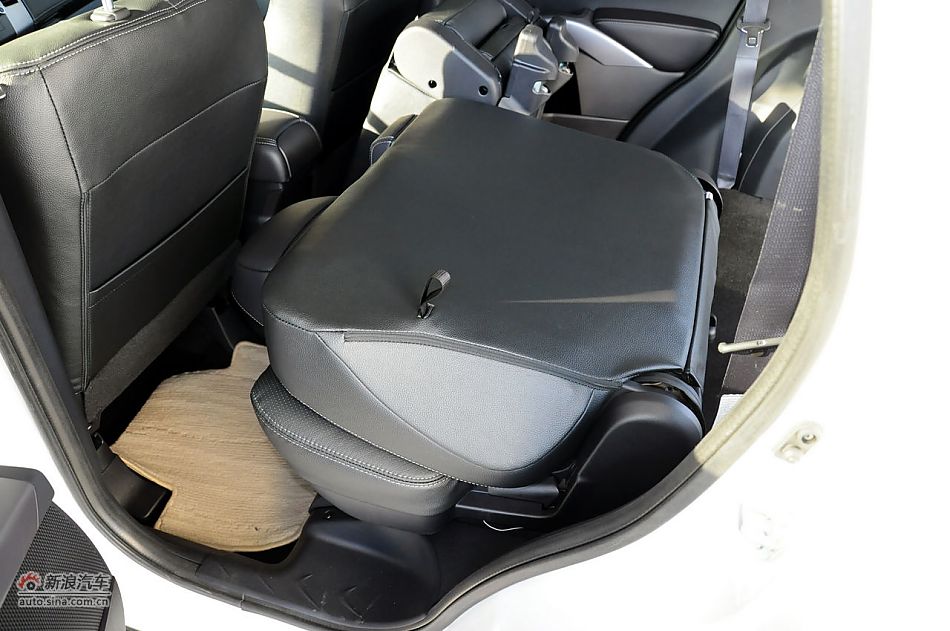 2012款欧蓝德EX劲界实拍