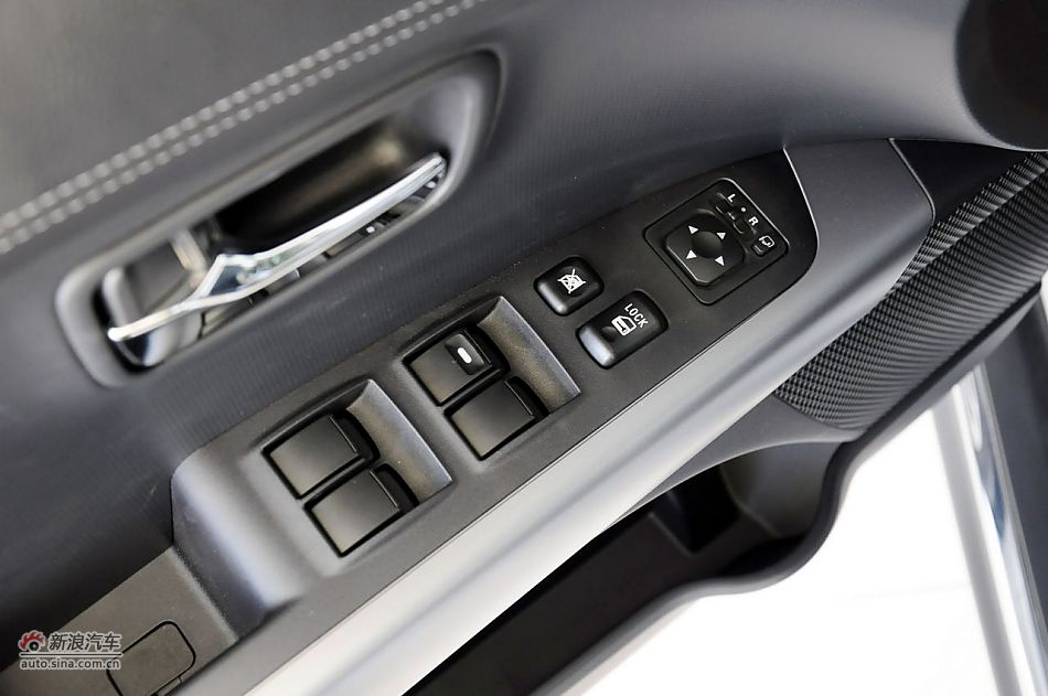 2012款欧蓝德EX劲界实拍