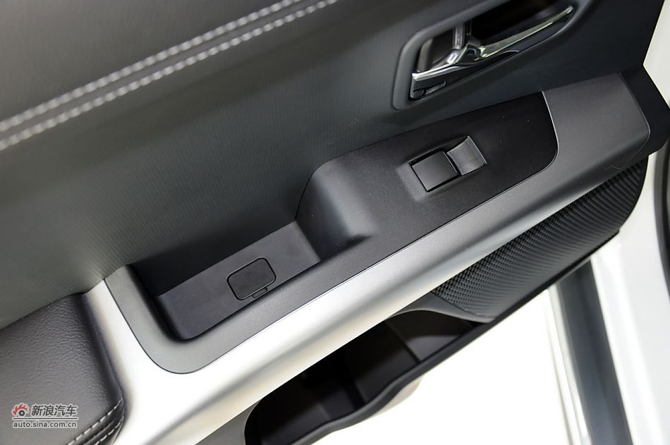 2012款欧蓝德EX劲界实拍