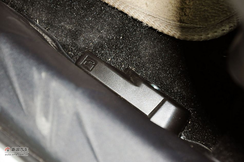 2012款欧蓝德EX劲界实拍