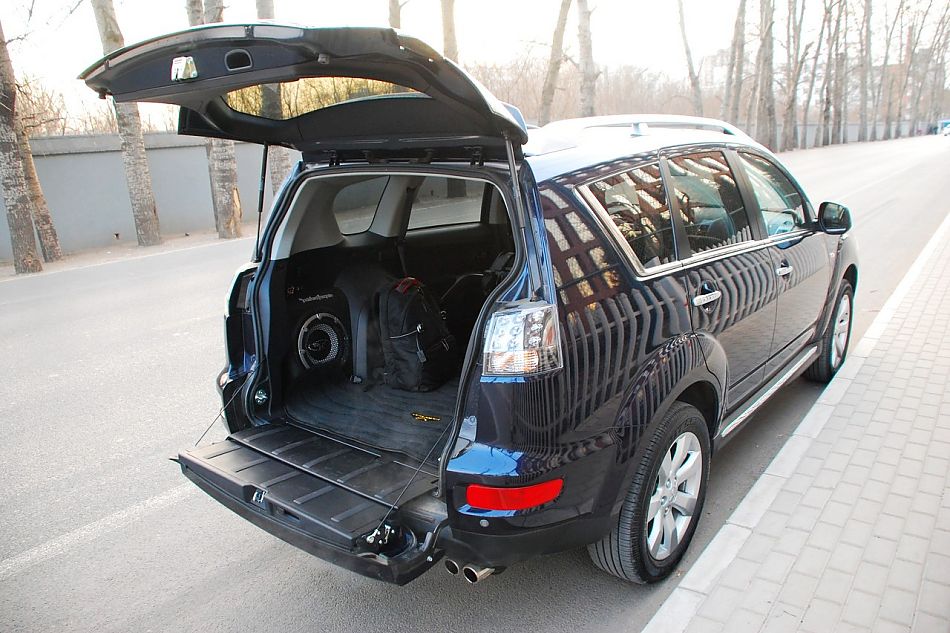 2010款欧蓝德EX3.0精英GT版细节实拍