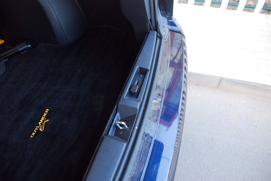 2010款欧蓝德EX3.0精英GT版细节实拍