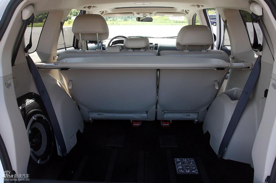 2010款三菱欧蓝德EX内饰实拍图