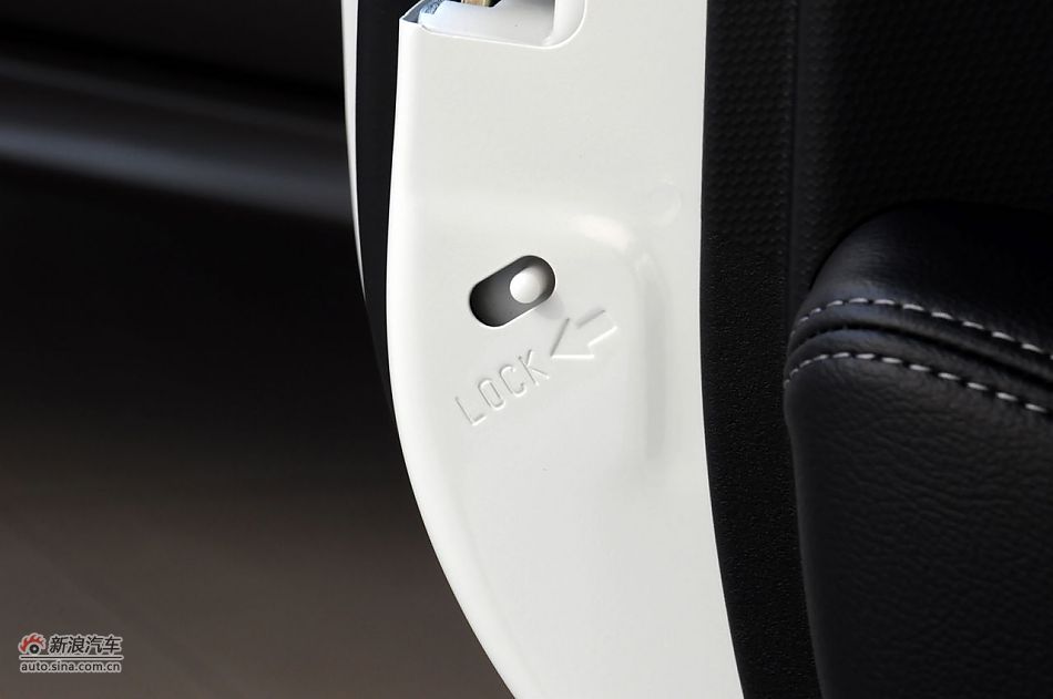 2012款欧蓝德EX劲界实拍