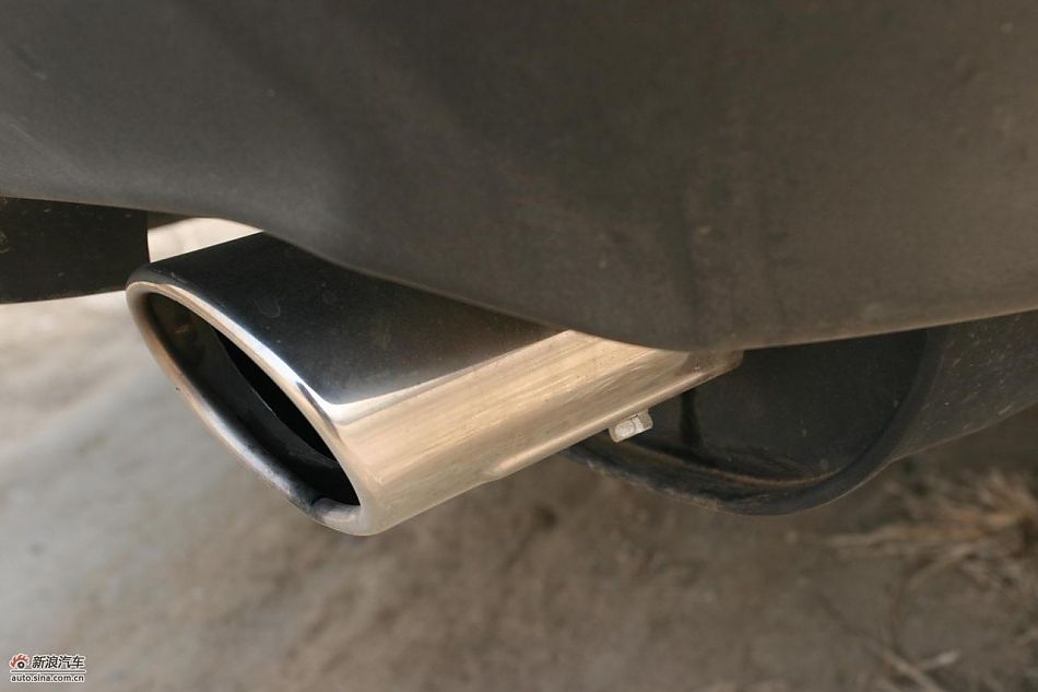 三菱欧蓝德EX劲界2.0运动版外观及细节