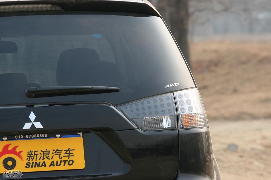 三菱欧蓝德EX劲界2.0运动版外观及细节