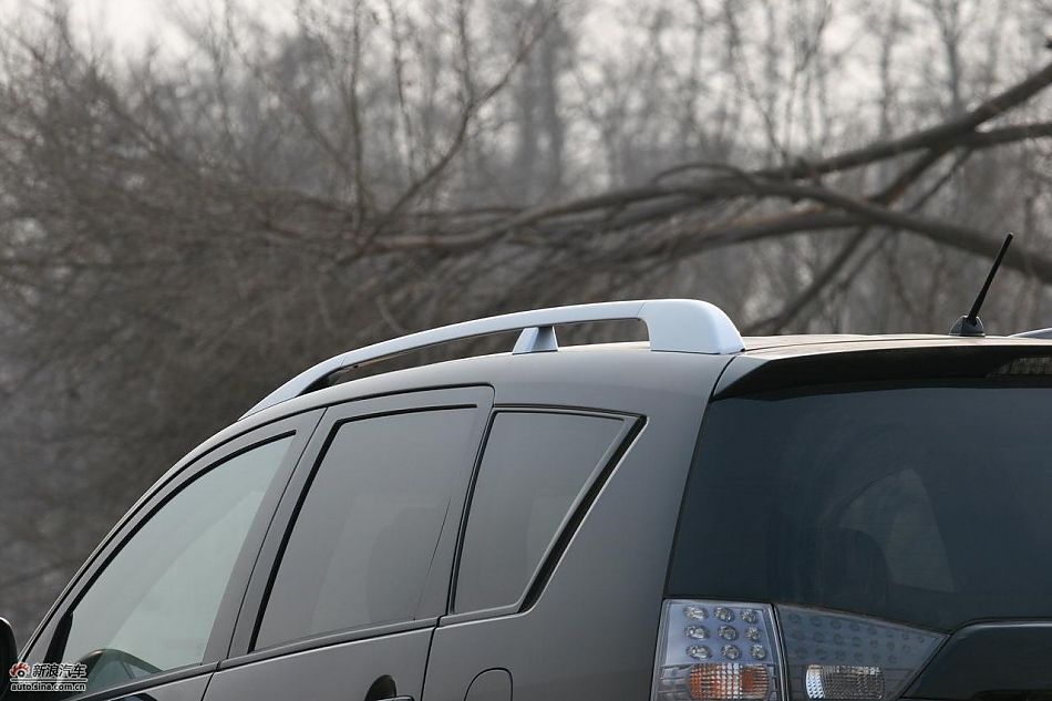 三菱欧蓝德EX劲界2.0运动版外观及细节