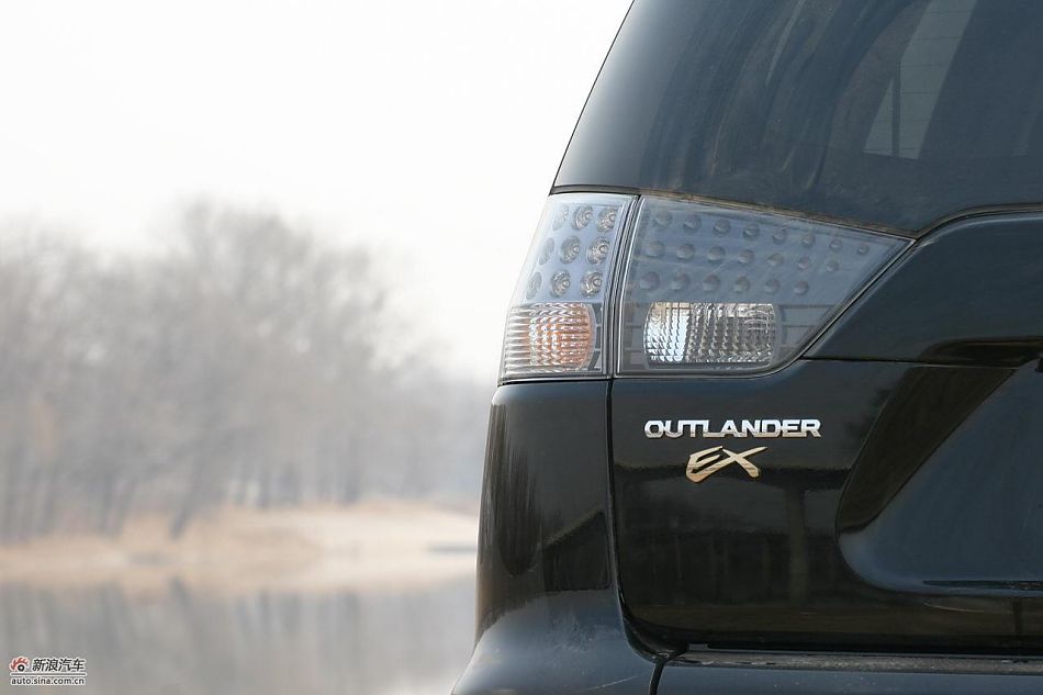 三菱欧蓝德EX劲界2.0运动版外观及细节