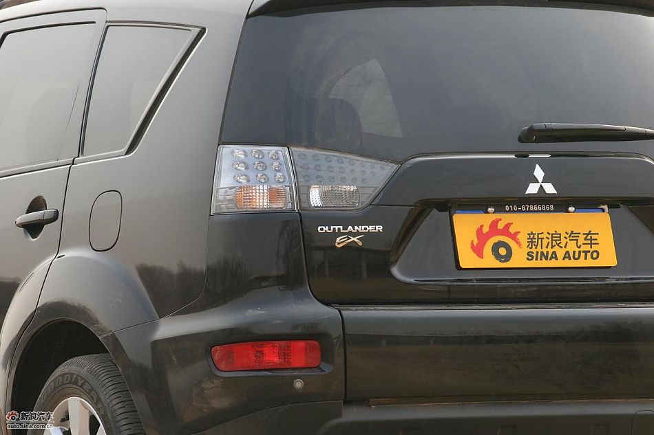 三菱欧蓝德EX劲界2.0运动版外观及细节