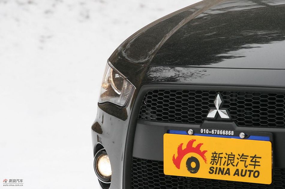 三菱欧蓝德EX劲界2.0运动版外观及细节