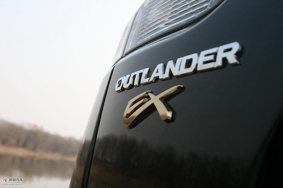 三菱欧蓝德EX劲界2.0运动版外观及细节